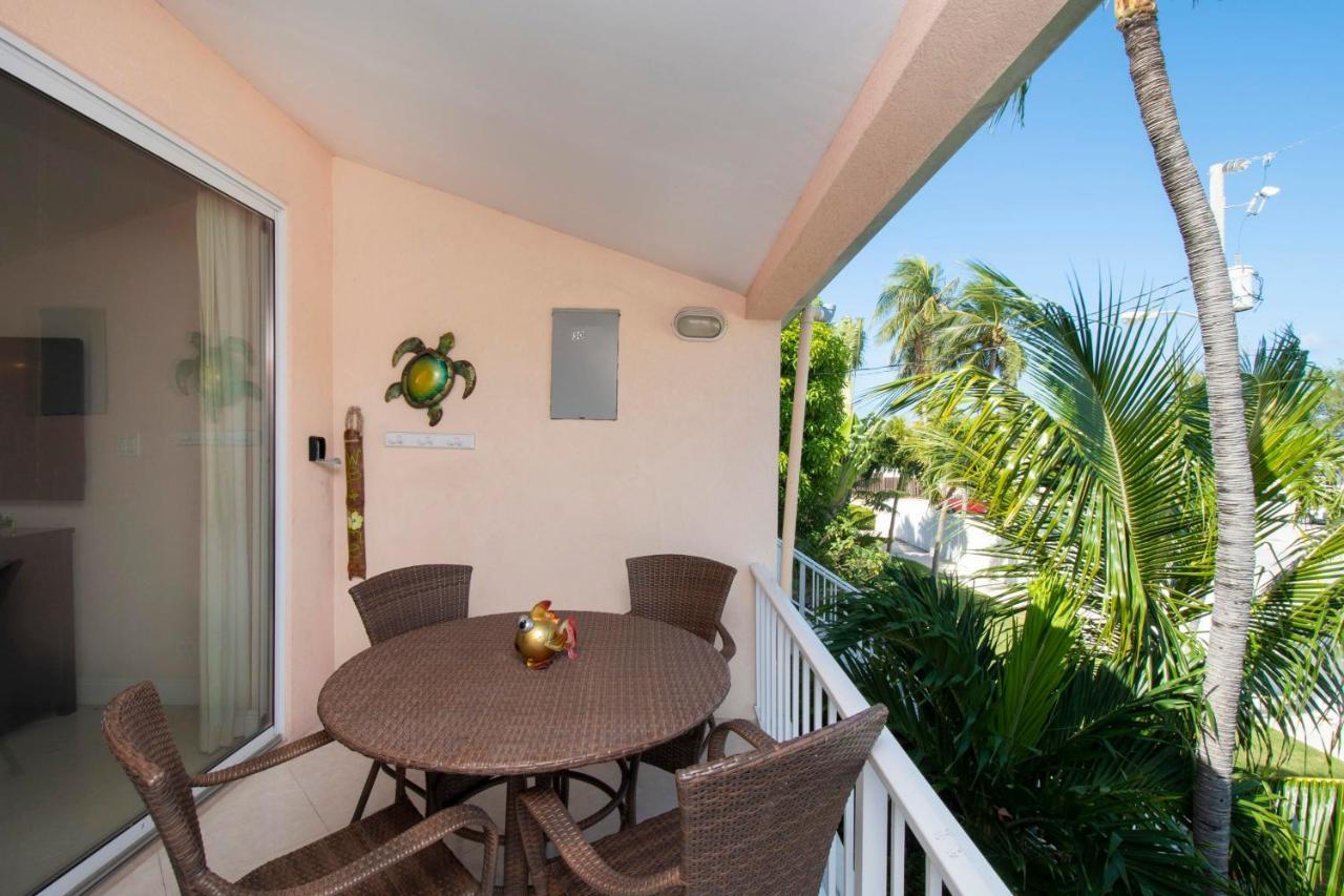 Beach Living At Island Pine Villas Blaw Τζώρτζταουν Εξωτερικό φωτογραφία